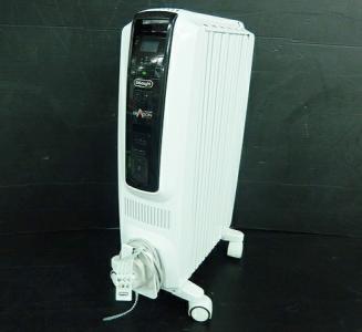 大特価 言い換え Delonghi TDD0610B(ヒーター、ストーブ)の新品/中古販売 オイルヒーター