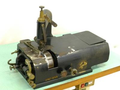 ニッピ NIPPY NP-2 工業用 革すき機 レザー ミシン