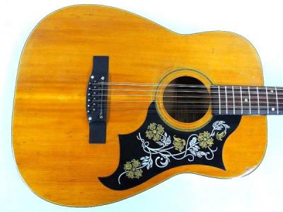 高速 割引 2024 東日本 12弦 W-13 guitar kasuga アコースティックギター 楽器 ケース付 ギター