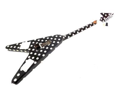 エレキギター Fernandes FV-105RR ランディー・ローズモデル エレキギター Fernandes FV-105RR ランディー・ローズモデル