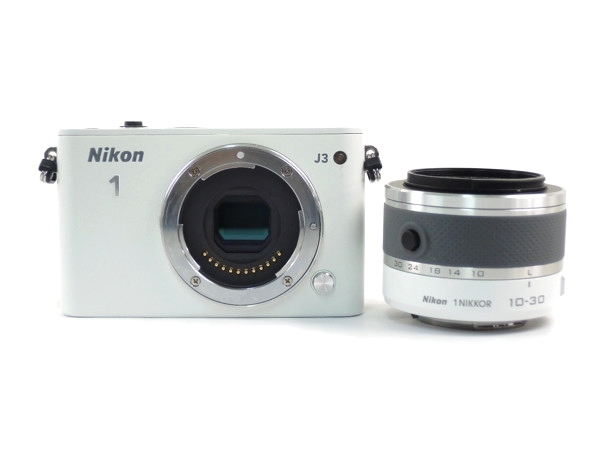 Nikon J3 レンズキット 小型 10倍 ミラーレス 一眼-