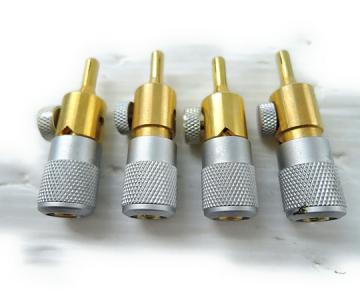 GOLDMUND ゴールドムンド バナナプラグ 4個セットの新品/中古販売