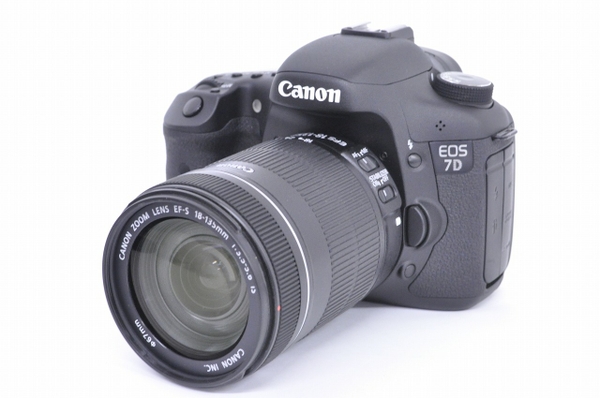Canon EOS 7D 18-135mm レンズ バッテリーグリップ付き-