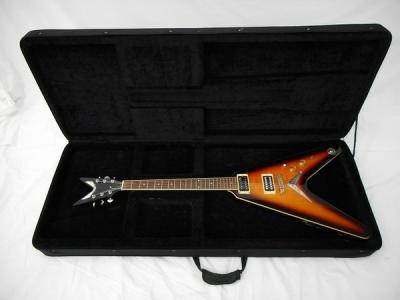 DEAN V79 ギターです （DEAN V79☆フライングV☆美品！の落札情報詳細 