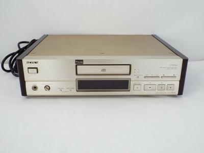 SONY CDP-777ESA ソニー CDデッキ ジャンク品ジャンク品扱いでお願い致します