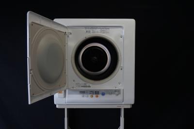 SHARP 衣類乾燥機 ホワイト KD-55F 2017年製 室内干しのストレス解消！SHARPの衣類乾燥機おススメです