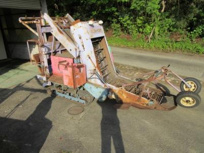 じゃがいも掘取機｜製品紹介｜田中工機株式会社