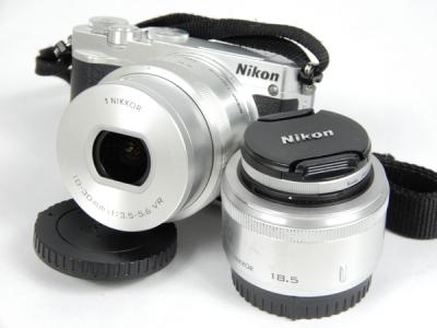 Nikon ニコン ミラーレス一眼 Nikon 1 J5 ダブルレンズキット シルバー デジタル カメラ