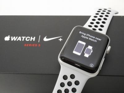 Apple Watch Nike+ Series 3 GPS+Cellularモデル 42mm MQME2J/A ピュアプラチナ/ブラックNikeスポーツバンド
