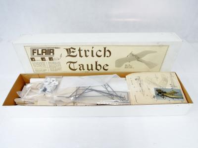 て Flair エトリッヒ タウベ Etrich Taube 古典機 模型 フレア ラジコン飛行機 飛行機 の新品 中古販売 Rere リリ