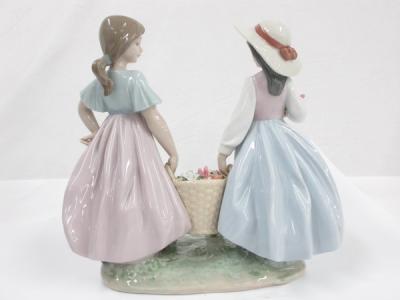 【2025最新】SNSで話題・人気の商品のおすすめアイテム 6250 LLADRO リヤドロ 一緒に浴びましょう 人形(工芸 陶器 置物 置物