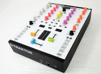 NATIVE INSTRUMENTS TRAKTOR KONTROL Z2