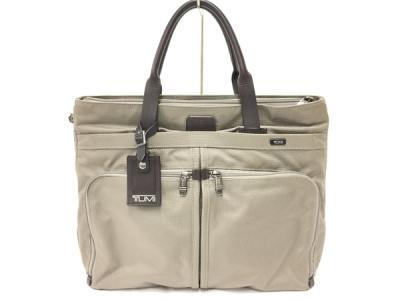 TUMI Alpha コンパニオン　トートバッグ　ベージュ TUMI（トゥミ）の「Tumi 'Alpha - Companion' Tote Bag（トート