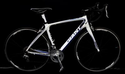 GIANT DEFY COMPOSITE SE SHIMANO 105 ロードバイク 自転車 カーボン
