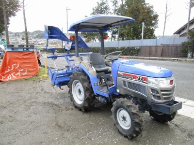 受賞セール滋賀県発 イセキ トラクター TH213 キャノピー 受賞セール滋賀県発 イセキ トラクター TH213 キャノピー
