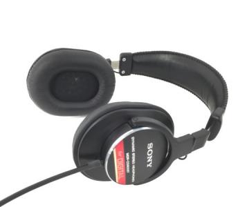 SONY ソニー モニター ヘッドホン MDR-CD900ST オーバーヘッド 密閉ダイナミック型