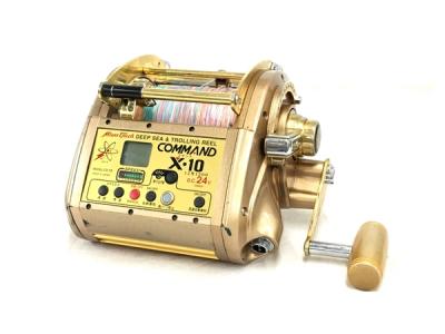 COMMAND X-10 電動リール シルバーケース付き COMMAND X-10 電動リール シルバーケース付き