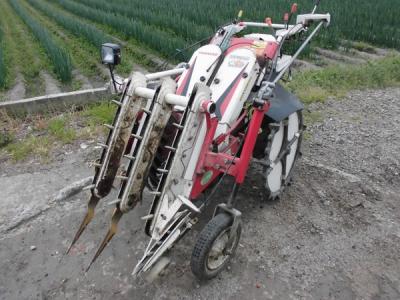 ヤンマー たまねぎ収穫機
