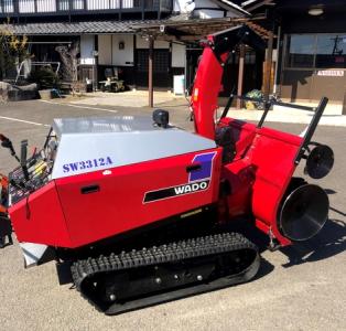 長野 東御市 ワドー 大型ディーゼル 除雪機 SW3312A 33.4馬力 95 長野 東御市 ワドー 大型ディーゼル 除雪機 SW3312A 33.4馬力 95