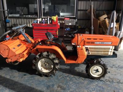 クボタB1200