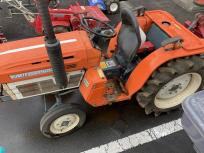 茨城県 土浦市 クボタ B1600トラクター サンシャイン ブルトラ 上田農機 堀上機 UPN2300 輸出 パンク 農機具