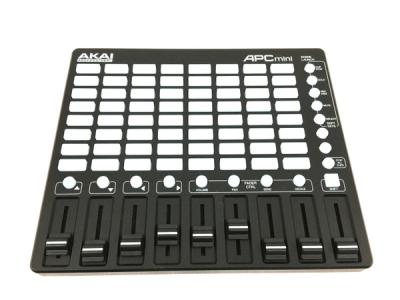 AKAI APC mini コントローラー