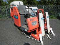 決算セール鳥取県 米子市 クボタ コンバイン スカイロード SR-J4 2条刈 12馬力 198h 農機 農業機械