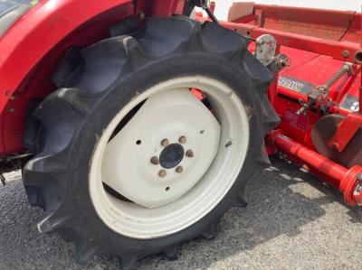 SOLD OUT】三菱 トラクター MT190 19馬力 パワステ 自動水平 安全バー