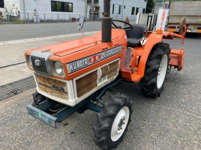 決算セール茨城県 土浦市 クボタ トラクター L2002 2WD 442h 20馬力 442h ロータリー付き 輸出 貿易