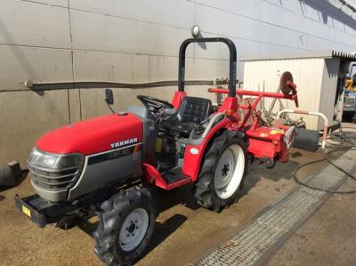 お問い合わせお待ちしております 鹿児島発 ヤンマー18馬力トラクター