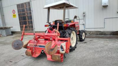 SOLD OUT】ヤンマー トラクター F235 23馬力 バックアップ 4WD ストア 【農機具でっく】【茨城】【トラクター】