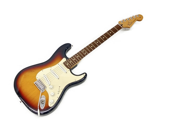 Fender スタンダード ストラトキャスター ギター-