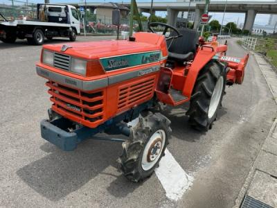 鳥取県 鳥取市 クボタ L1-205D トラクター 20馬力 4WD 1295H ロータリー付 KUBOTA 農機具 訳あり