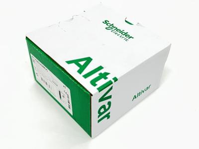 Schneider ATV320U02M3C (21)HL2221872010 シュナイダー インバーター