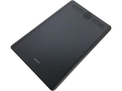 Wacom intuos pro PTH-660 ペンタブ プロフェッショナル ペンタブレット