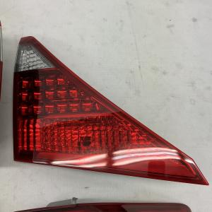 アルファード 20系 テールランプセット KOITO 58-27 58-31 アルファード 20系 テールランプセット KOITO 58-27 58-31 2025