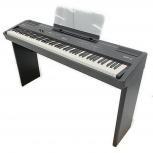 Roland  FP-7