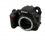 Nikon  D5600