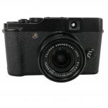 FUJIFILM  X10