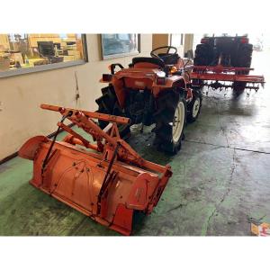 KUBOTA BULLTRA クボタ トラクター B1-15 4WD ディーゼル Yahoo!オークション - 静岡発 KUBOTA クボタ トラクター B1-15