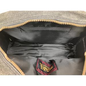 Von Dutch ボストンバッグ グレー✖️白　デニム　男女 Von Dutch ボンダッチ ボストン バッグ デニム約40cm×約30cm