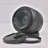 Panasonic   DG SUMMILUX 25mm F1.4 ASPH